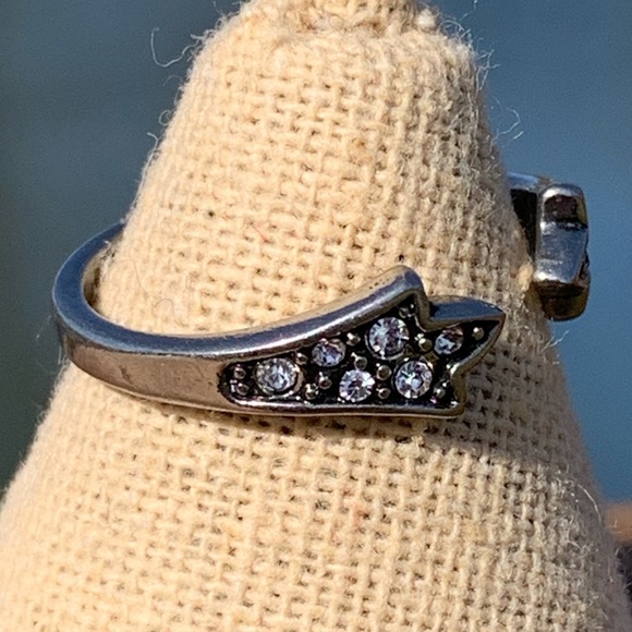 Chloe + Isabel Maven Adjustable Open Talon Ring - Picture 5 of 7